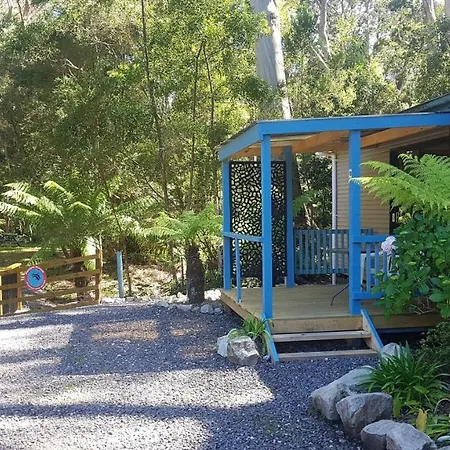 Strahan Retreat Holiday Park Exterior photo