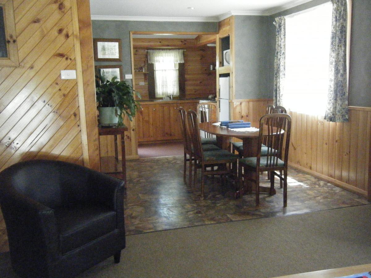 Retreat Holiday park