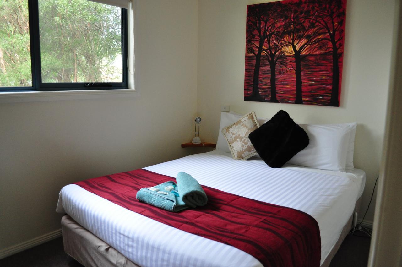 Retreat Holiday park 3*