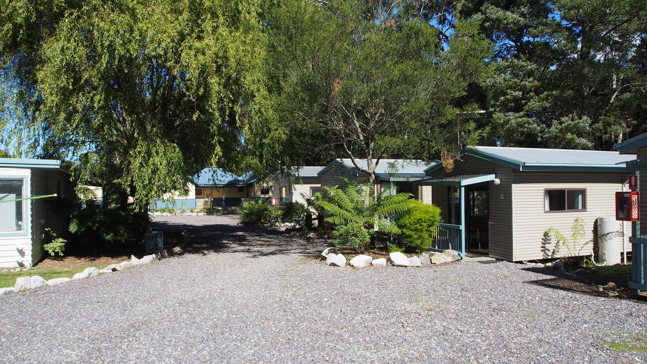 Retreat Holiday park 3*