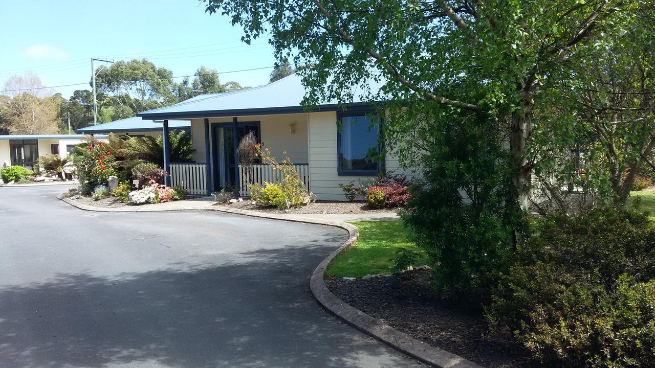 Retreat 3* Strahan
